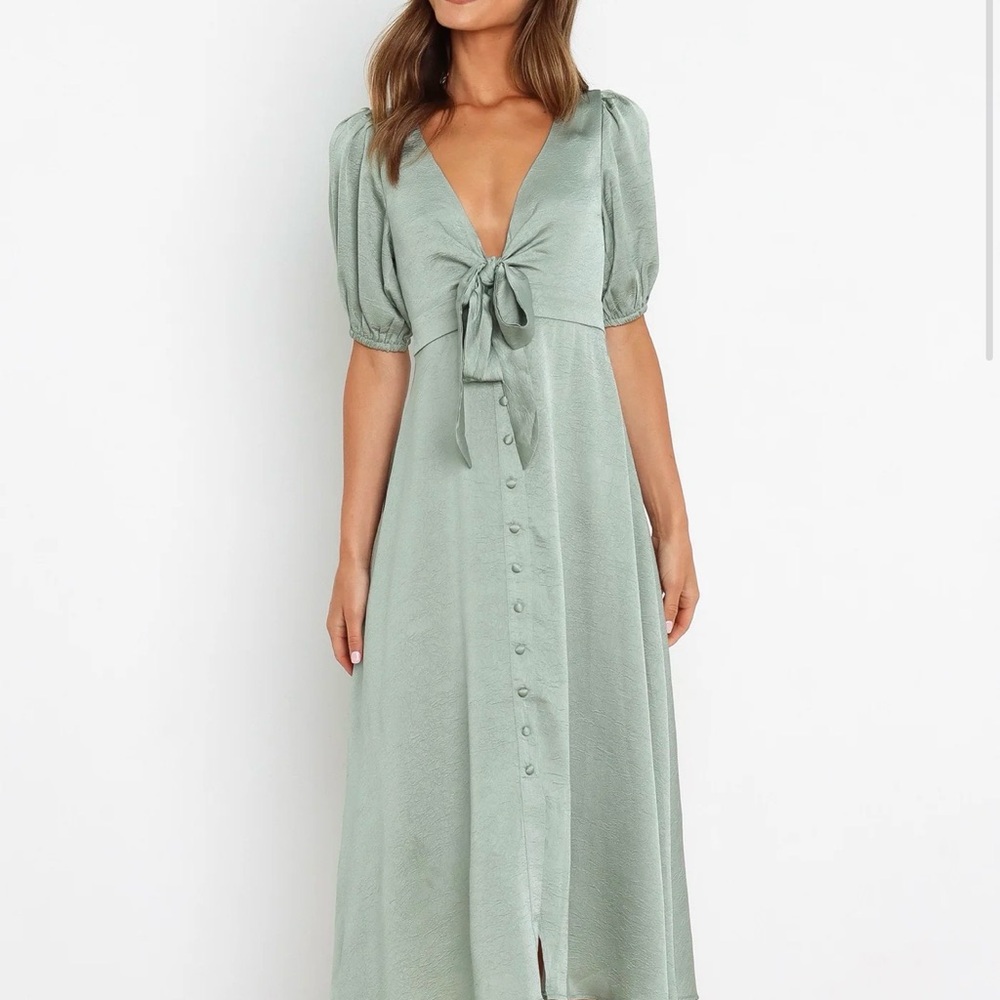 Petal & Pup Sage Green Tie-Front Puff Sleeve Midi Dress